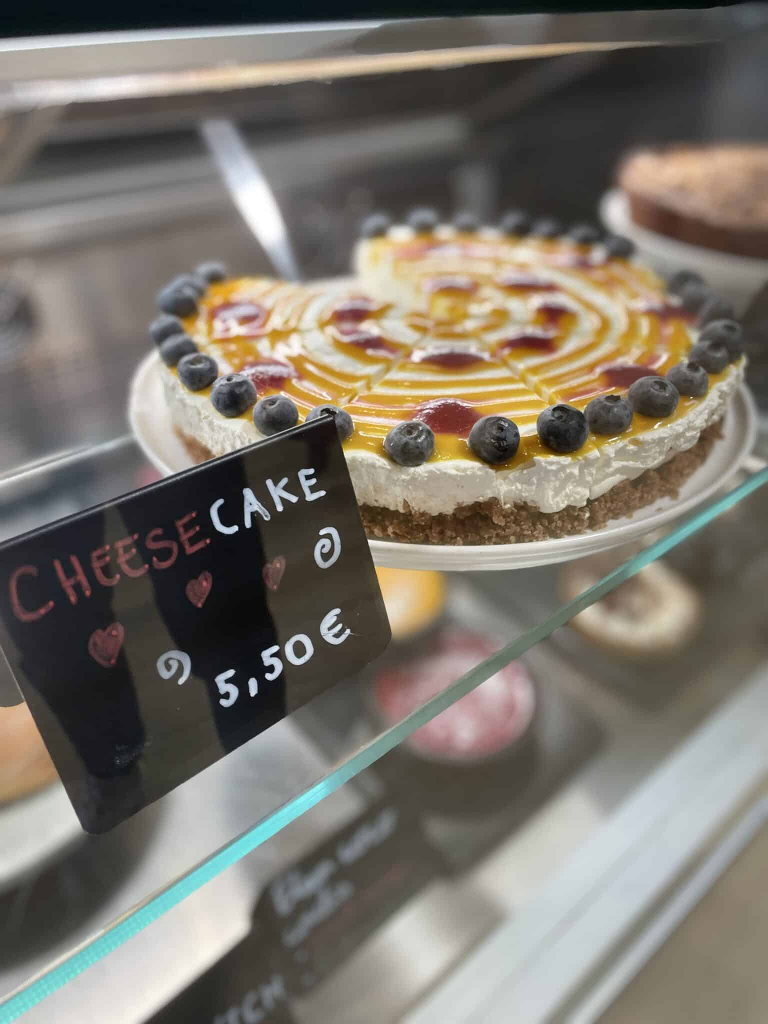 Restaurant famille Grenoble Vertical’Art, zone commerciale St Martin d'Hères, menu enfant restau Grenoble pas cher, repas en famille, brunch avec enfants, espace convivial, plats maison, déjeuner rapide, restaurant pour enfants St Martin d'Hères, Restau familial Grenoble, restaurant atypique Grenoble, Déjeuner commercial Grenoble